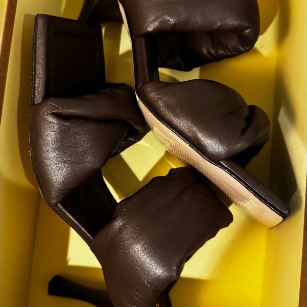 Elegant Brown Women's Heels